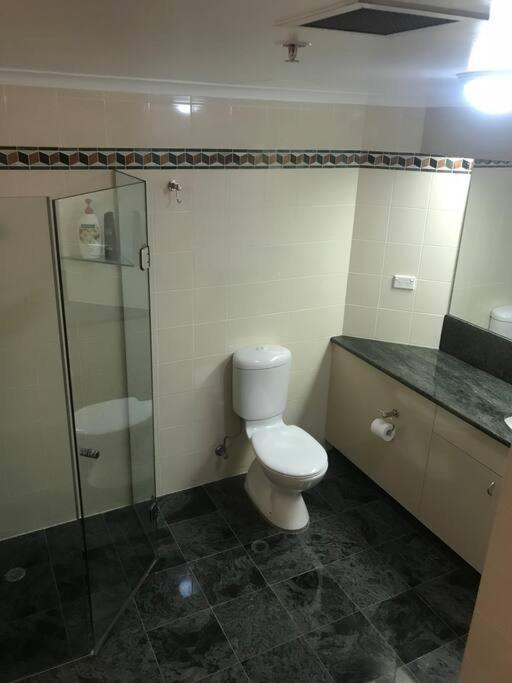 Stunning With Views Of Darling Harbour