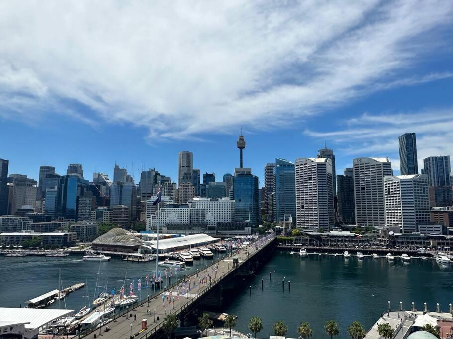 Stunning With Views Of Darling Harbour Apartment *